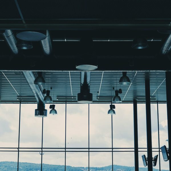 kevin-woblick-oM9Ygakc8tI-unsplash